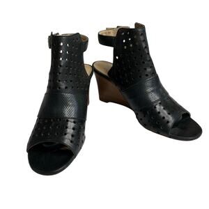 Johnston & Murphy Braley Perf Wedge Black Peep Toe Cage Sandals 7M Preppy